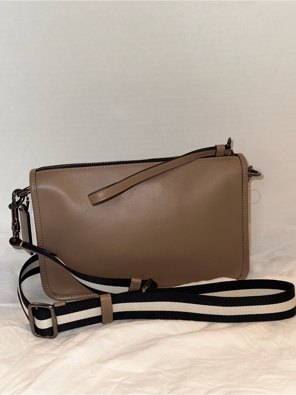 Coach Heritage Convertible Crossbody Bag🟫 - Picture 4 of 7